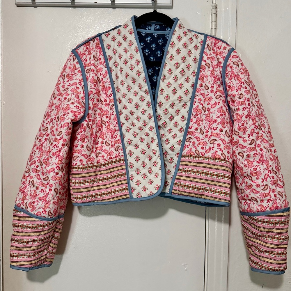 Chic Pink and White Patterned Teddy Jacket